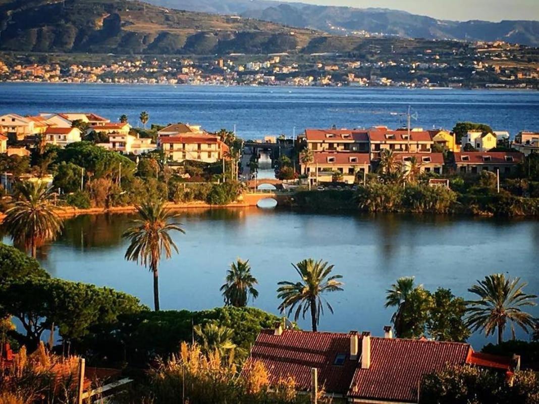 Tra Mare E Lago Торре-Фаро Экстерьер фото