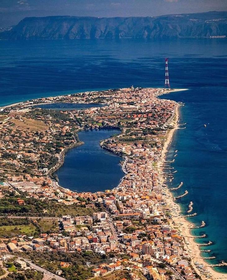 Tra Mare E Lago Торре-Фаро Экстерьер фото
